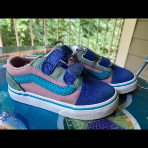 Girls vans